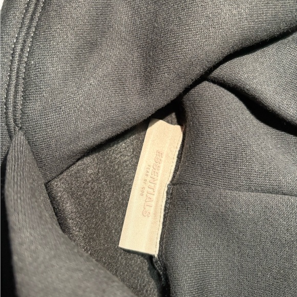 Essentials fear of god hoodie black size large - Picture 3 of 5